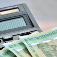 dengi_finansy_ekonomika_kalkulyator_rubli