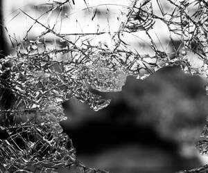 Ревнивый пинчанин разгромил дом незнакомца, перепутав адрес