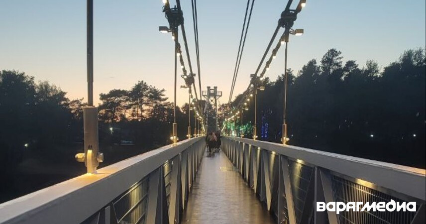 Самый длинный пешеходный подвесной мост открыли в Беларуси