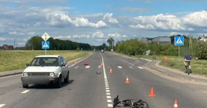 Пенсионерка на электросамокате попала под колеса автомобиля в Пинском районе