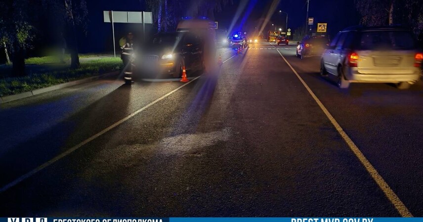 Смертельное ДТП в Пинске на Жолтовского: водитель Audi сбила женщину на «зебре»