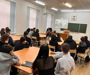 Телемост с колонией: школьники из Пинска пообщались с осуждёнными