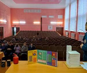 В Пинском районе на сельских сходах обсудили пожарную безопасность и эффективность автономных извещателей