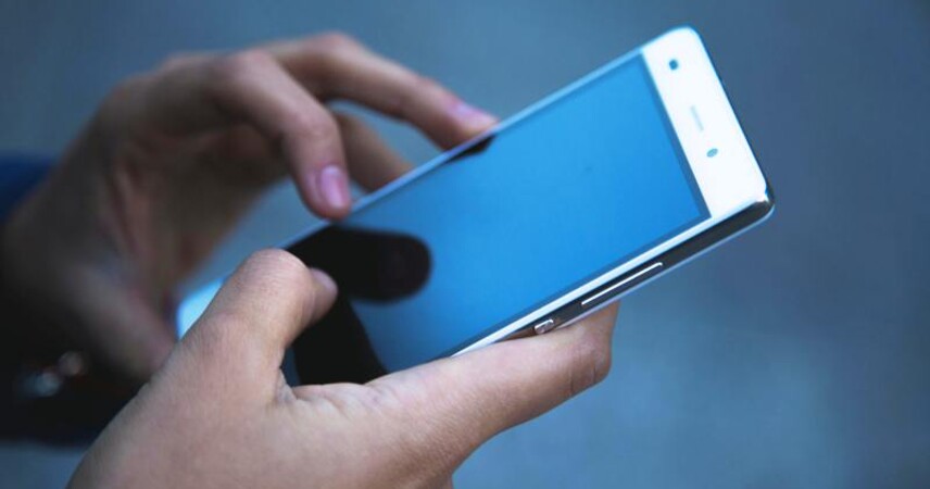 С 6 октября для белорусов в роуминге в РФ действуют ограничения на передачу данных и SMS