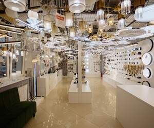 В Пинске открылся магазин сети «Технологии Света»: огромный выбор светильников и электрики для дома и ремонта