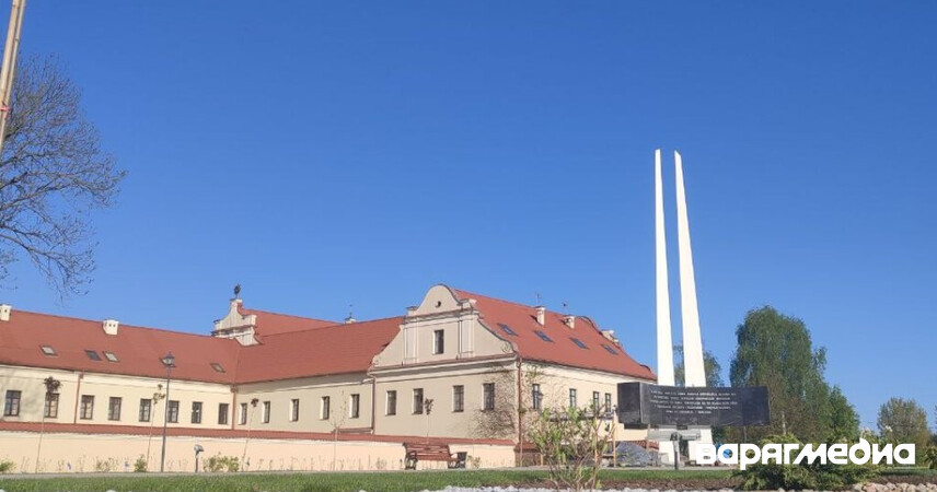 Масштабное озеленение: в Пинске до конца мая высадят свыше 260 тыс. летних цветов