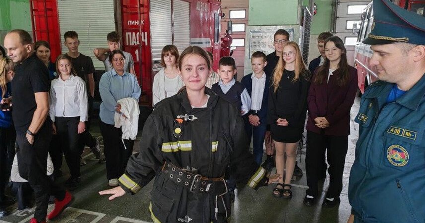 Школьники из Берёзовичей познакомились с работой МЧС в Пинске