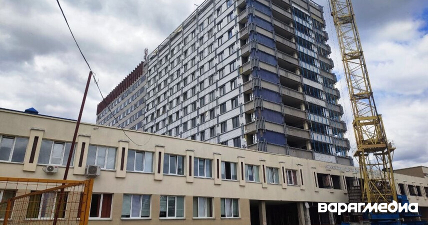 Губернатор потребовал ускорить темпы капремонта Пинской центральной больницы