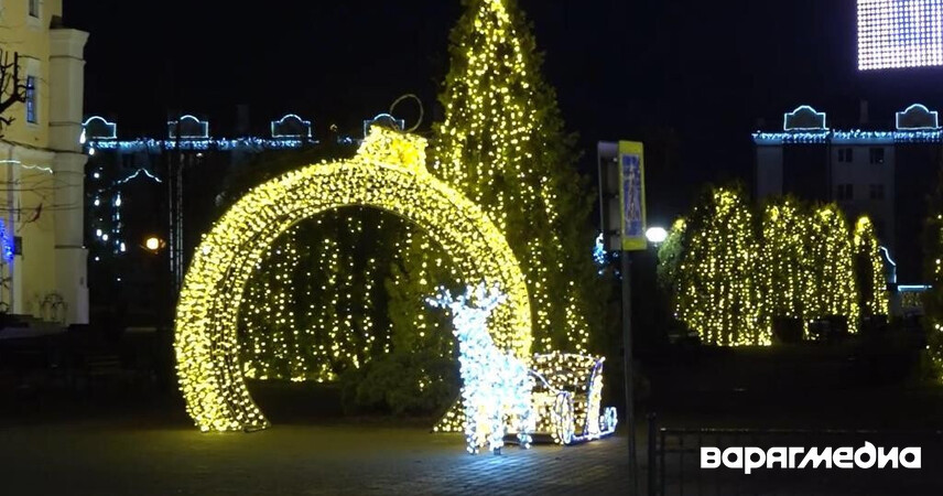 К 8 декабря Пинск засияет: в ГИК обсудили экономику и праздничное оформление