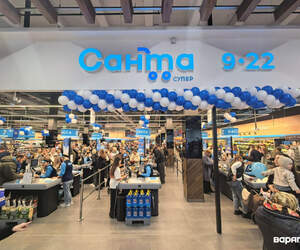 Сходили, посмотрели: в PinaPark  открылась новая «Санта», 15-я в Пинске