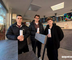 Показываем, как готовят популярную шаурму в Пинске: голодным к просмотру не рекомендуется