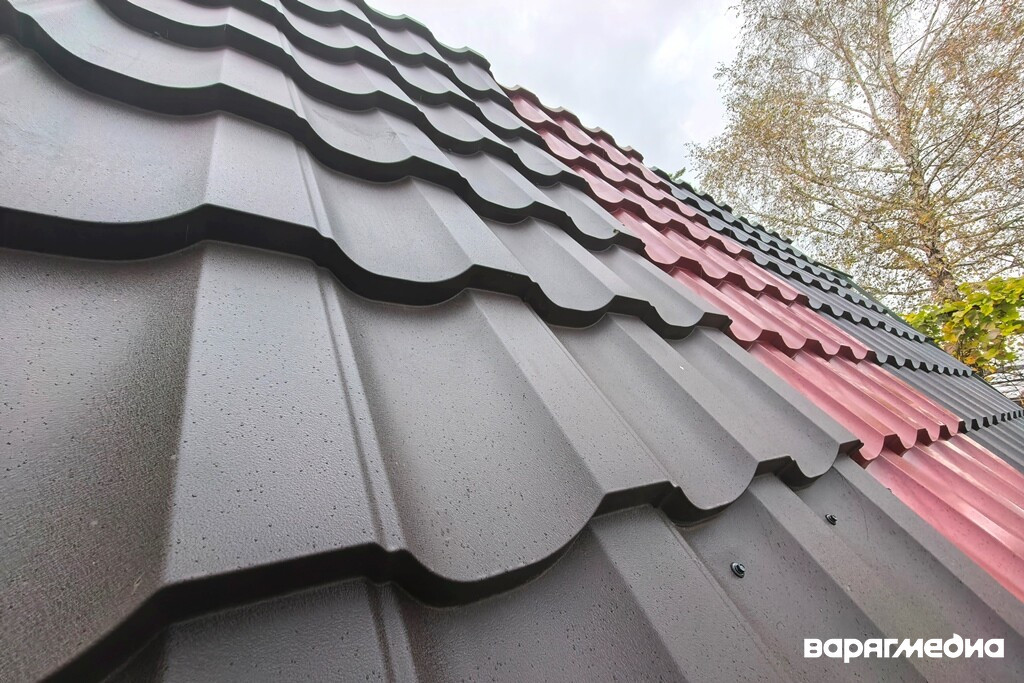 Торговая точка «Первый кровельный» — всё для кровли: от основного покрытия до доборных деталей.