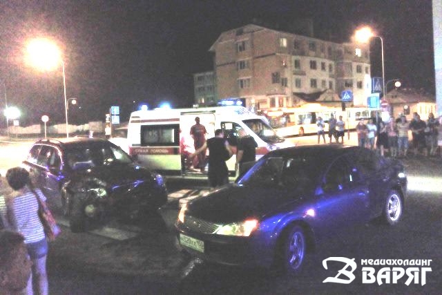 ДТП в Пинске на перекрестке улиц Белова и Завальная: две женщины в больнице