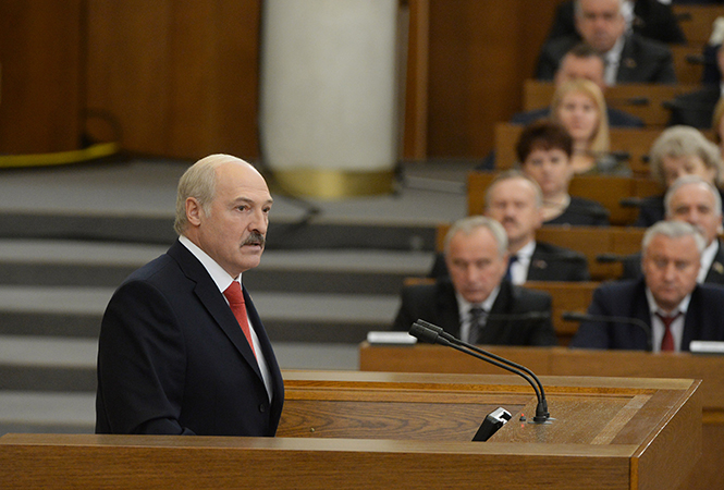 Лукашенко ждёт от белорусов дисциплины, белорусы от властей — реформ