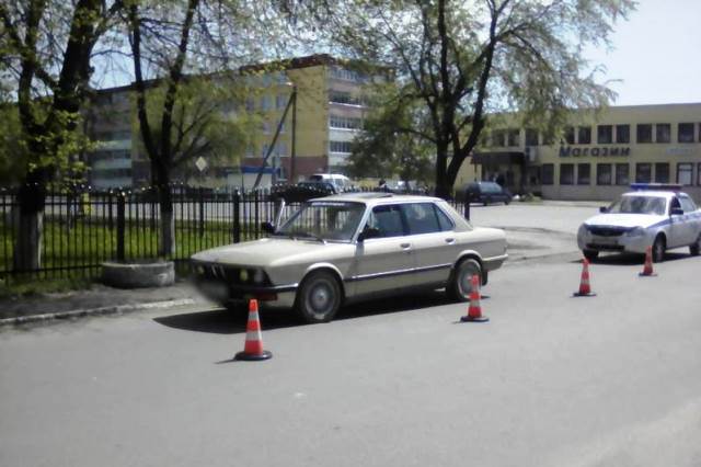 В Пинском районе BMW сбил пенсионерку в инвалидной коляске