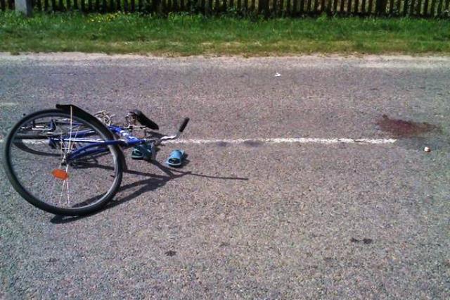 В Пинском районе трактор сбил велосипедистку