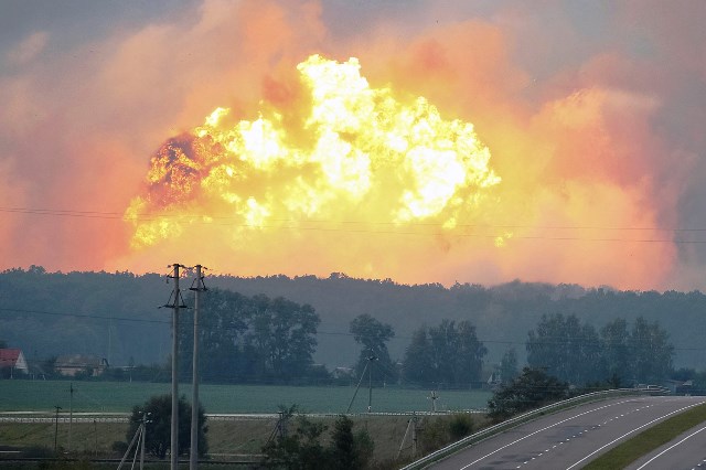 Пожар под Винницей: в Украине горят склады с боеприпасами