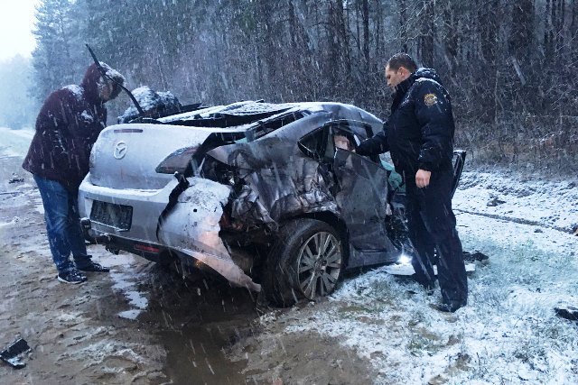 ДТП с фурой в Ивановском районе: от удара 11-месячного ребенка выбросило из салона Mazda.