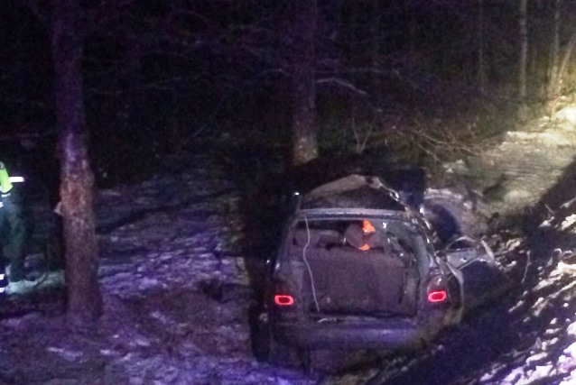 Фото: Пьяный водитель скрылся с места ДТП, в котором погибла его 12-летняя дочь