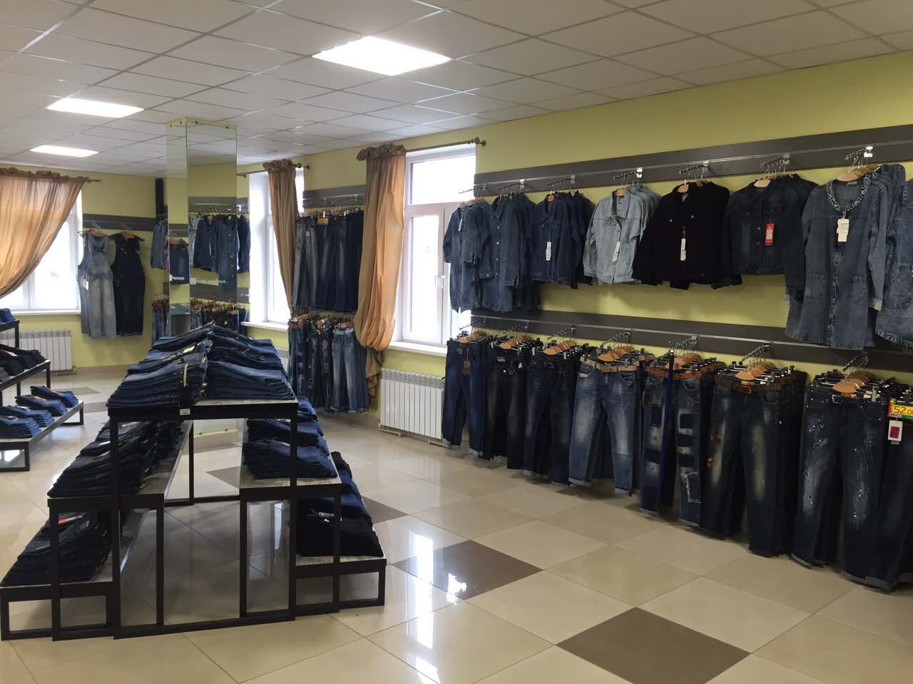 «Мега-джинс»: магазин джинсовой одежды в Пинске - фото