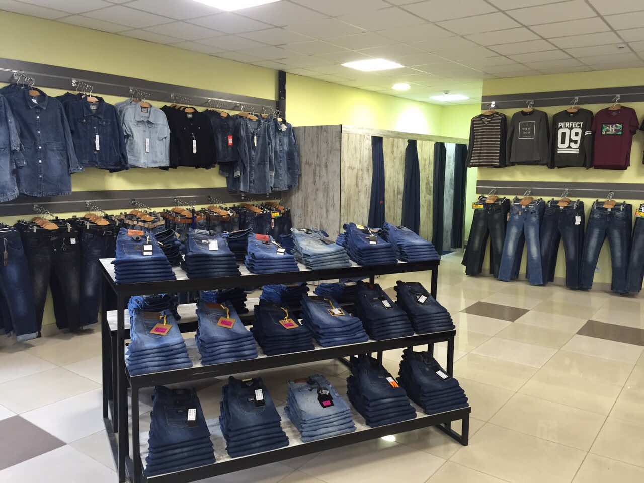 «Мега-джинс»: магазин джинсовой одежды в Пинске - фото