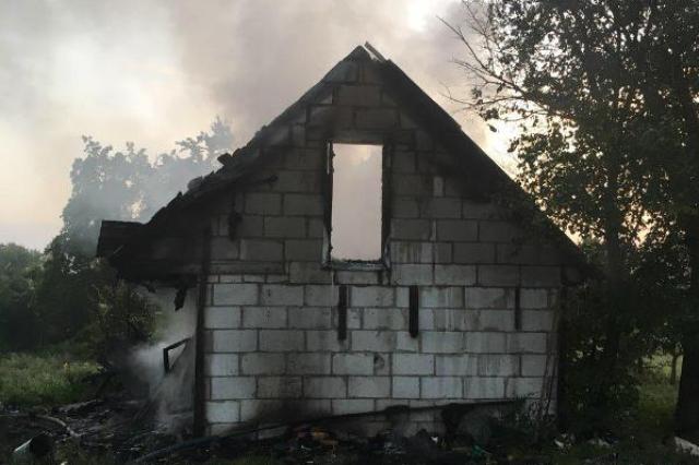 Пожар в д. Каллауровичи - фото