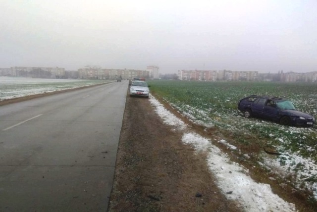 ДТП в Пинском районе: Mazda «улетела« в кювет - пострадала 66-летняя пассажирка - фото