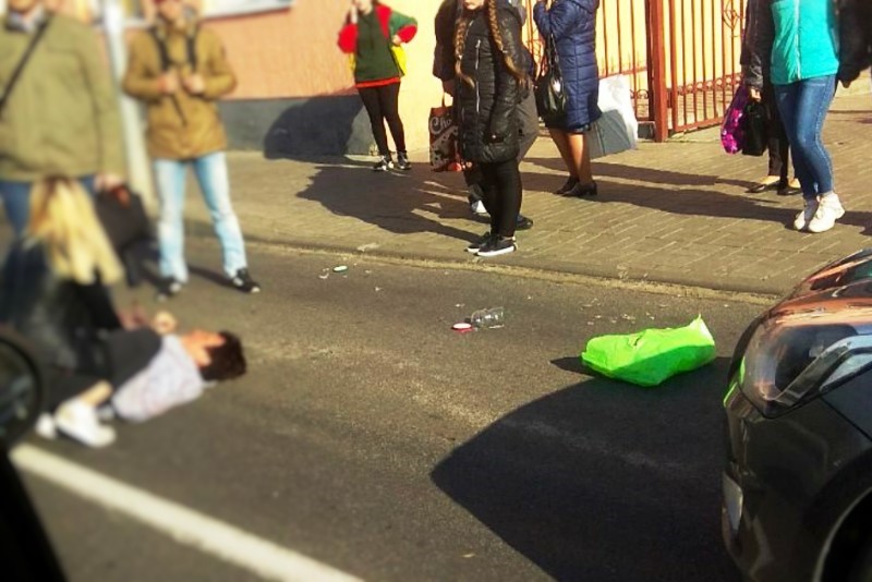 сбила женщину на пешеходном переходе, ул. Горького, Пинск - фото с места ДТП