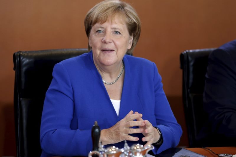 По версии журнала Forbes топ-100 самых влиятельных женщин мира 2019 возглавила канцлер Германии Ангела Меркель.