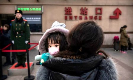 Число заболевших коронавирусом в Китае превысило 20 000 человек, умерли 425 - фото