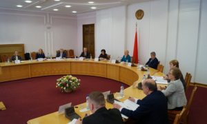 регистрация кандидатов в Президенты Беларуси в ЦИК - фото