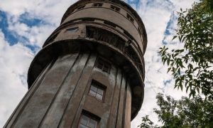 В Телеханах рухнула водонапорная башня - фото