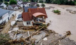 Катастрофа в Германии: от наводнения погибли более 100 человек, пропали без вести − 1300