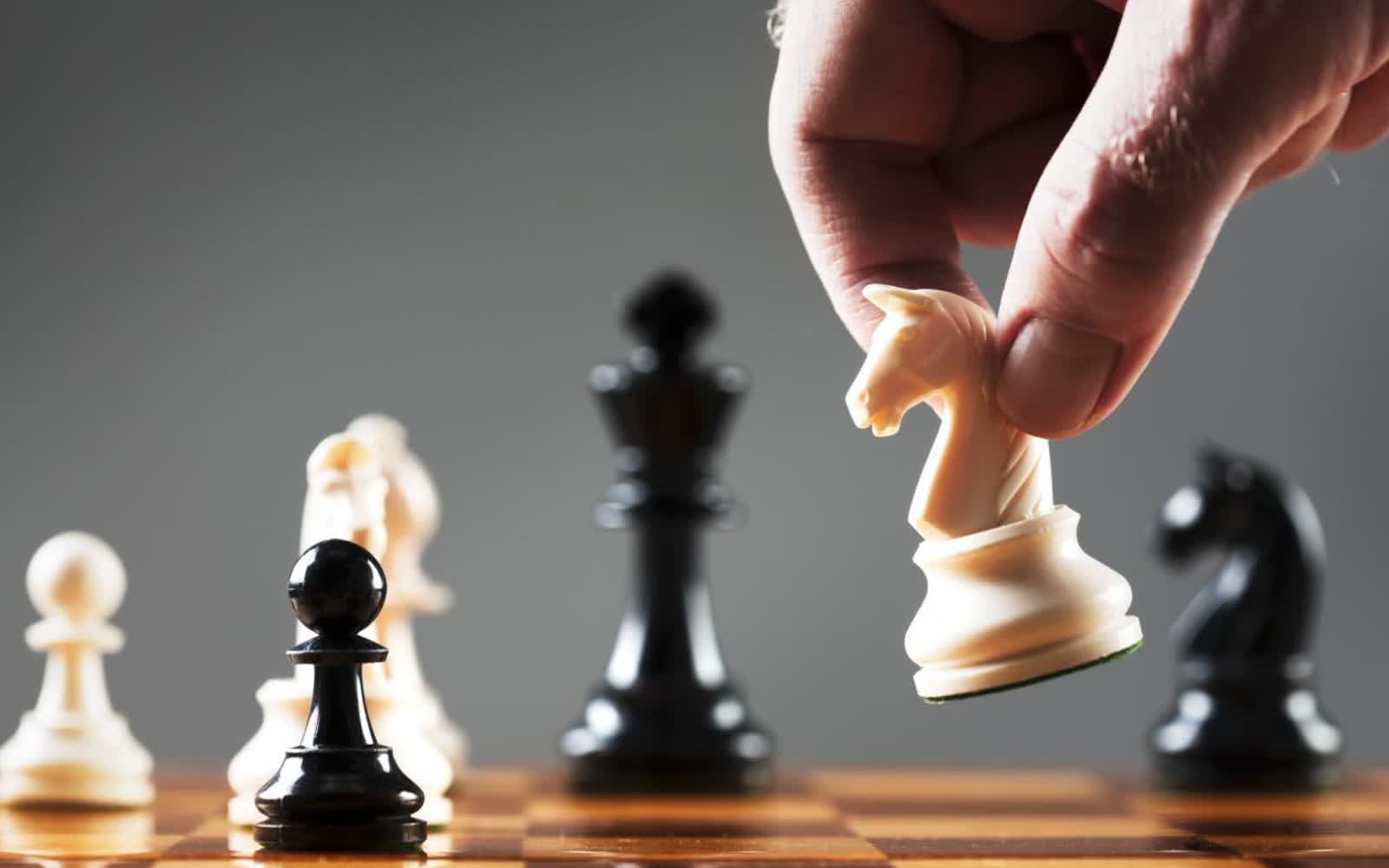 FIDE сняла ограничения с белорусских шахматистов — выступления под флагом Беларуси