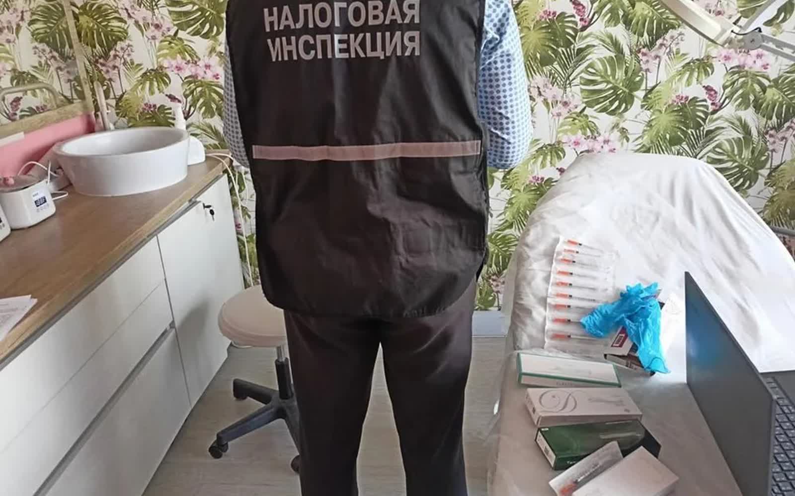 Нелегальный косметолог поймана с поличным в Беларуси