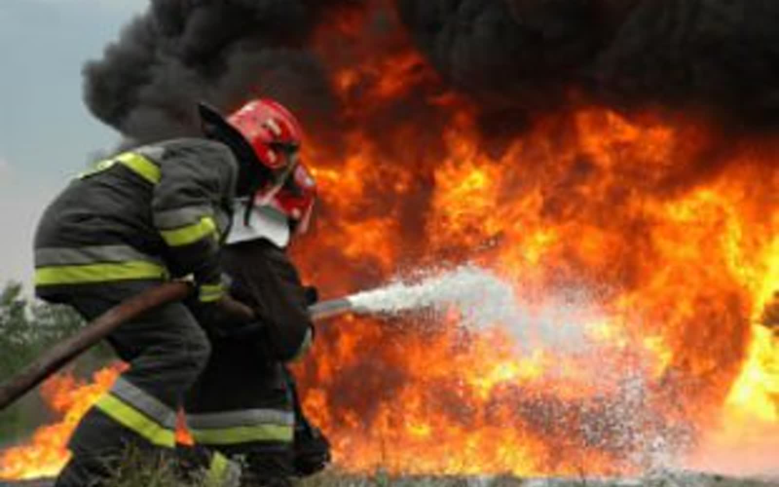 Пожарные МЧС — 5 пожаров за неделю в Пинске и районе