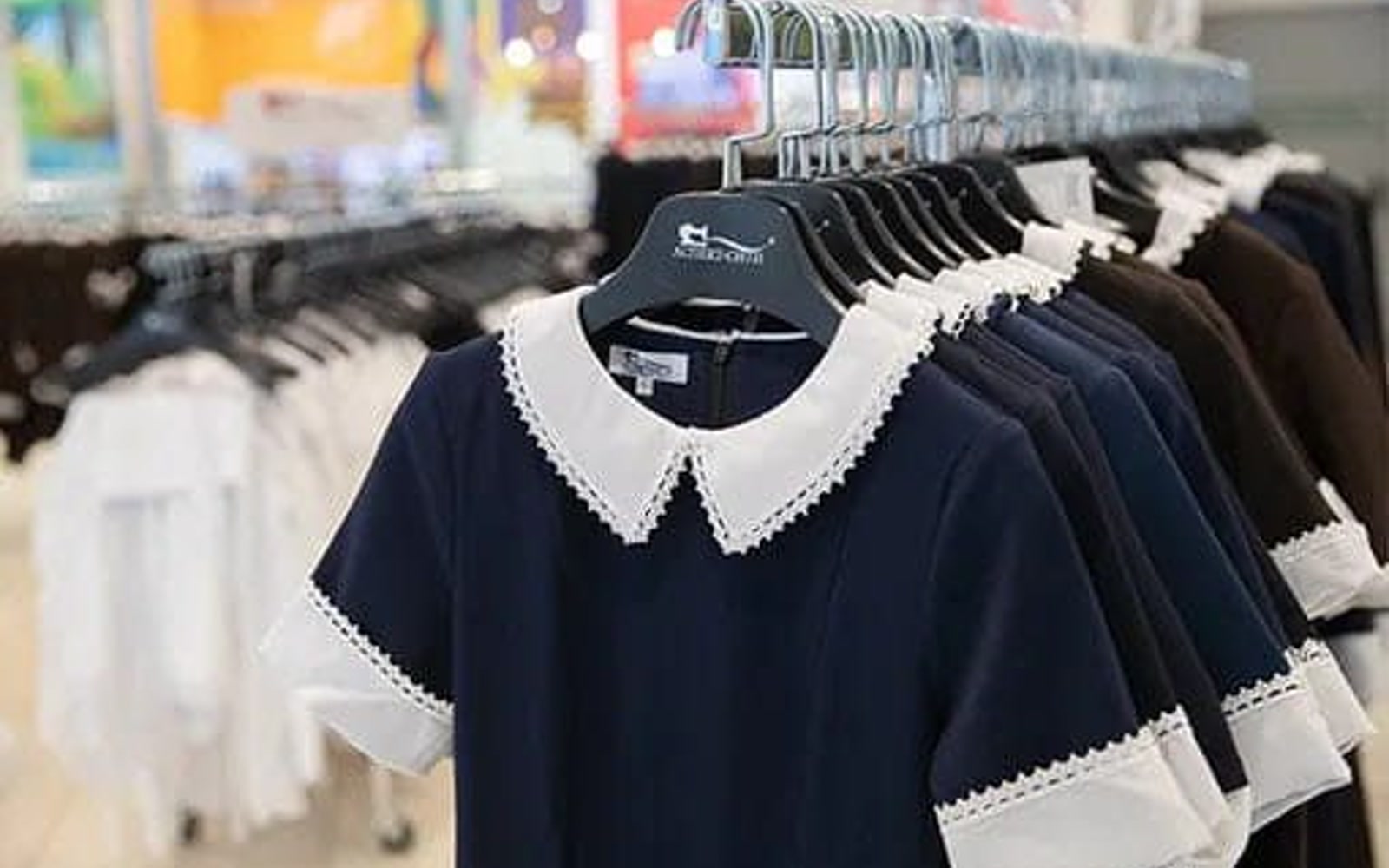 КГК изъял из продажи более 300 единиц детской одежды без документов